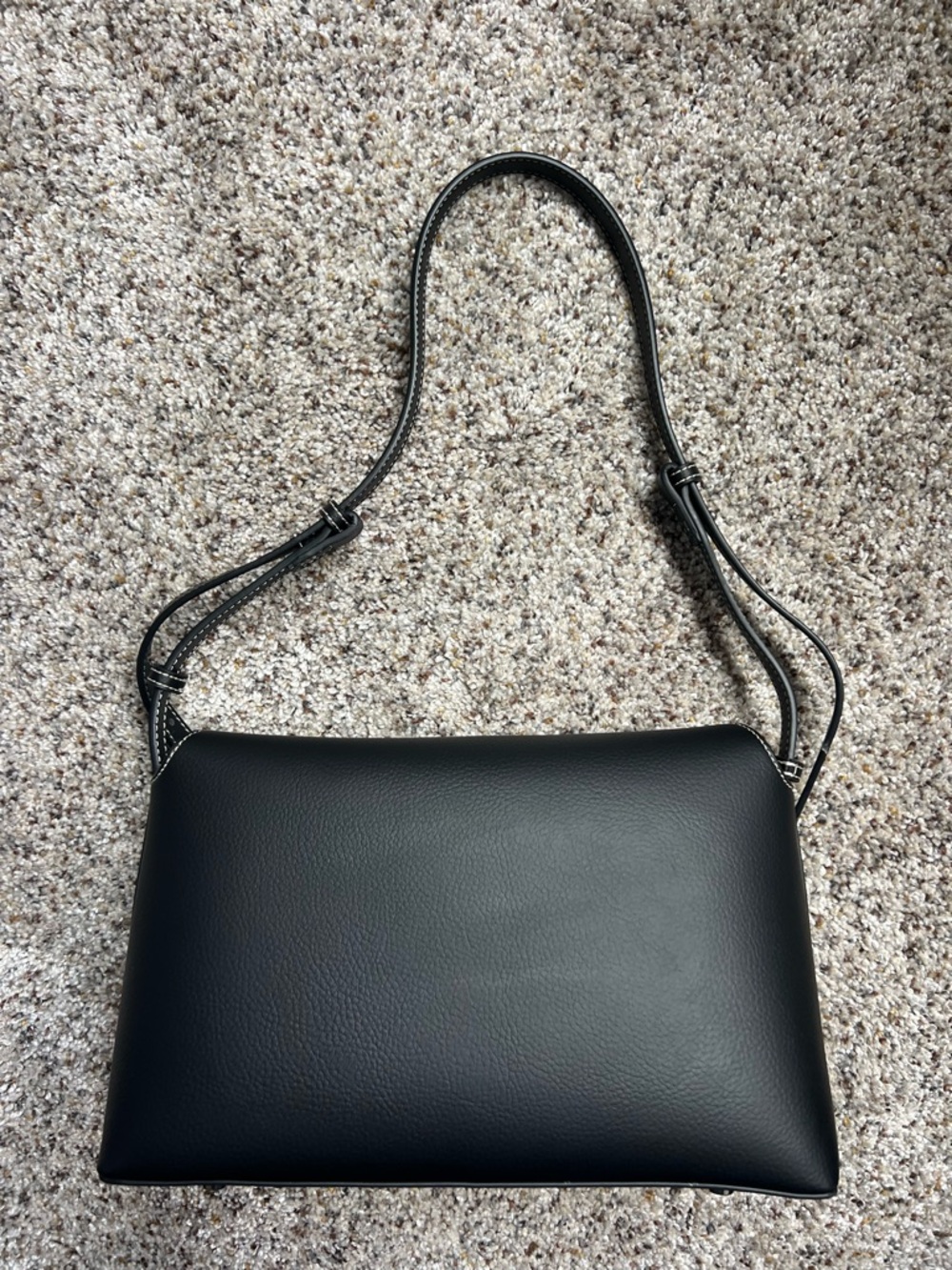 Freja New York Hudson Bag - Black - Picture 5 of 10